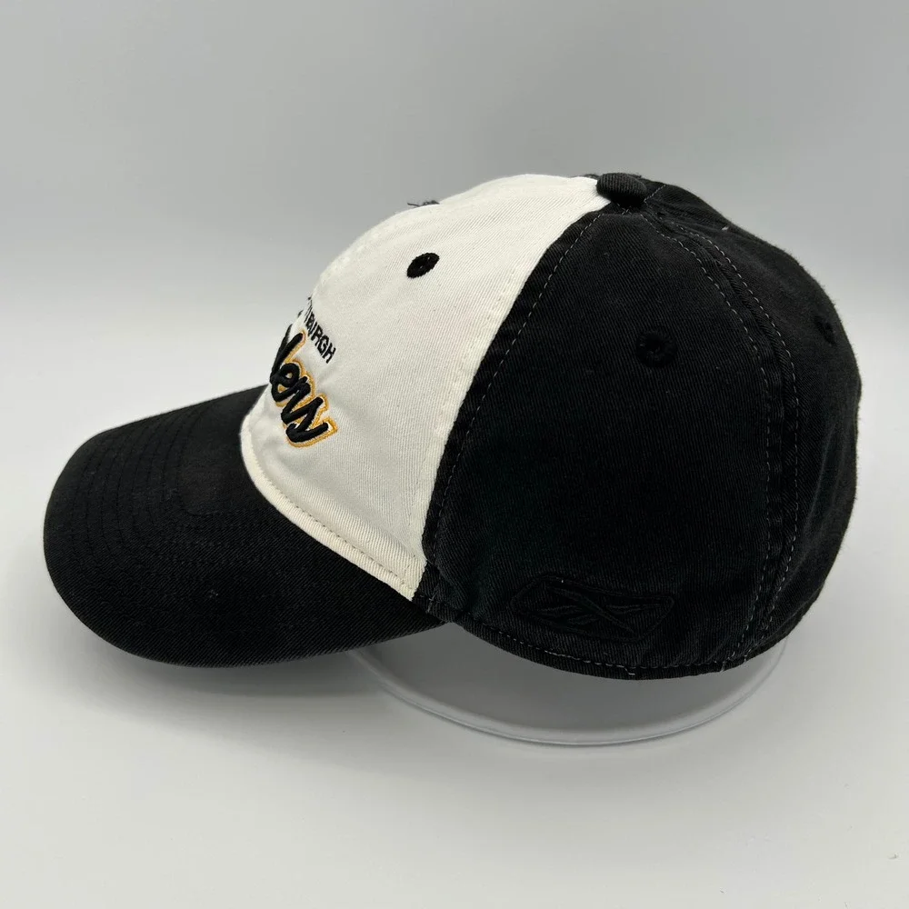 Vintage Pittsburgh Steelers Hat Reebok Mens L/XL Black White Sportswear Y2K